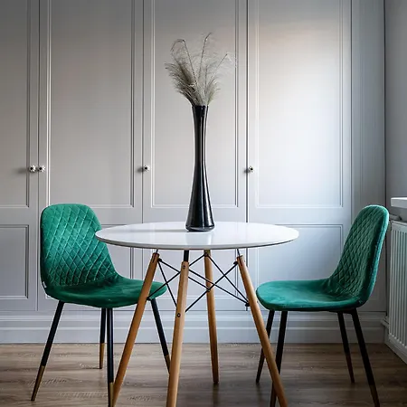 Rentplanet - Chlodna Ii Apartamento