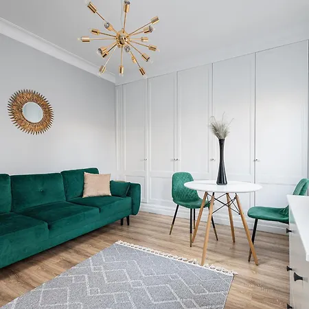 Rentplanet - Chlodna Ii Apartment *