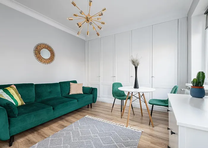 Rentplanet - Chlodna Ii Apartment *